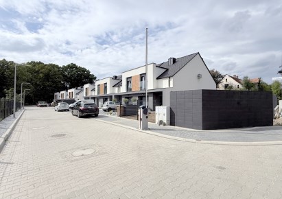 dom na sprzedaż - Lubin (gw), Obora